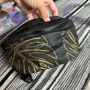 Aloha Collection hip pack